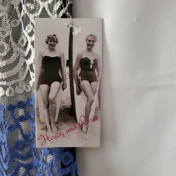 Honey And Rosie Women's White/Blue Lace Overlay Lined Cami Dress Size Small NWT - Picture 10 of 11